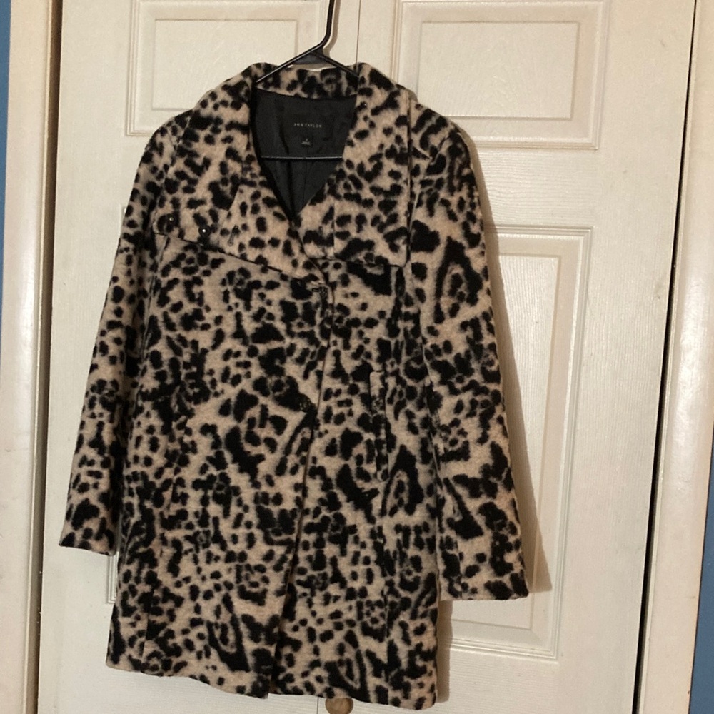 Ann Taylor Black and Tan Leopard Teddy Jacket